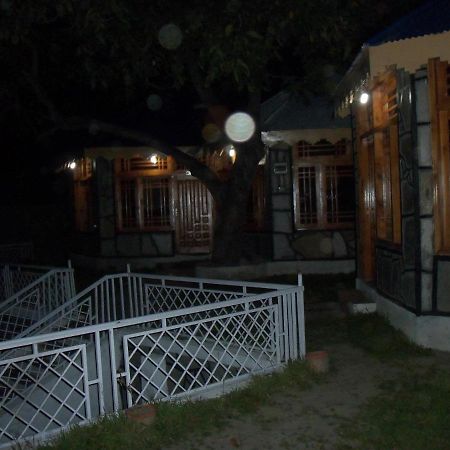 Manila Huts Ξενοδοχείο Naran Εξωτερικό φωτογραφία