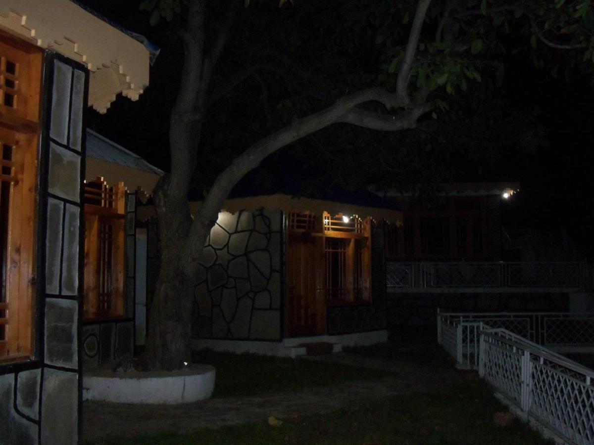 Manila Huts Ξενοδοχείο Naran Εξωτερικό φωτογραφία